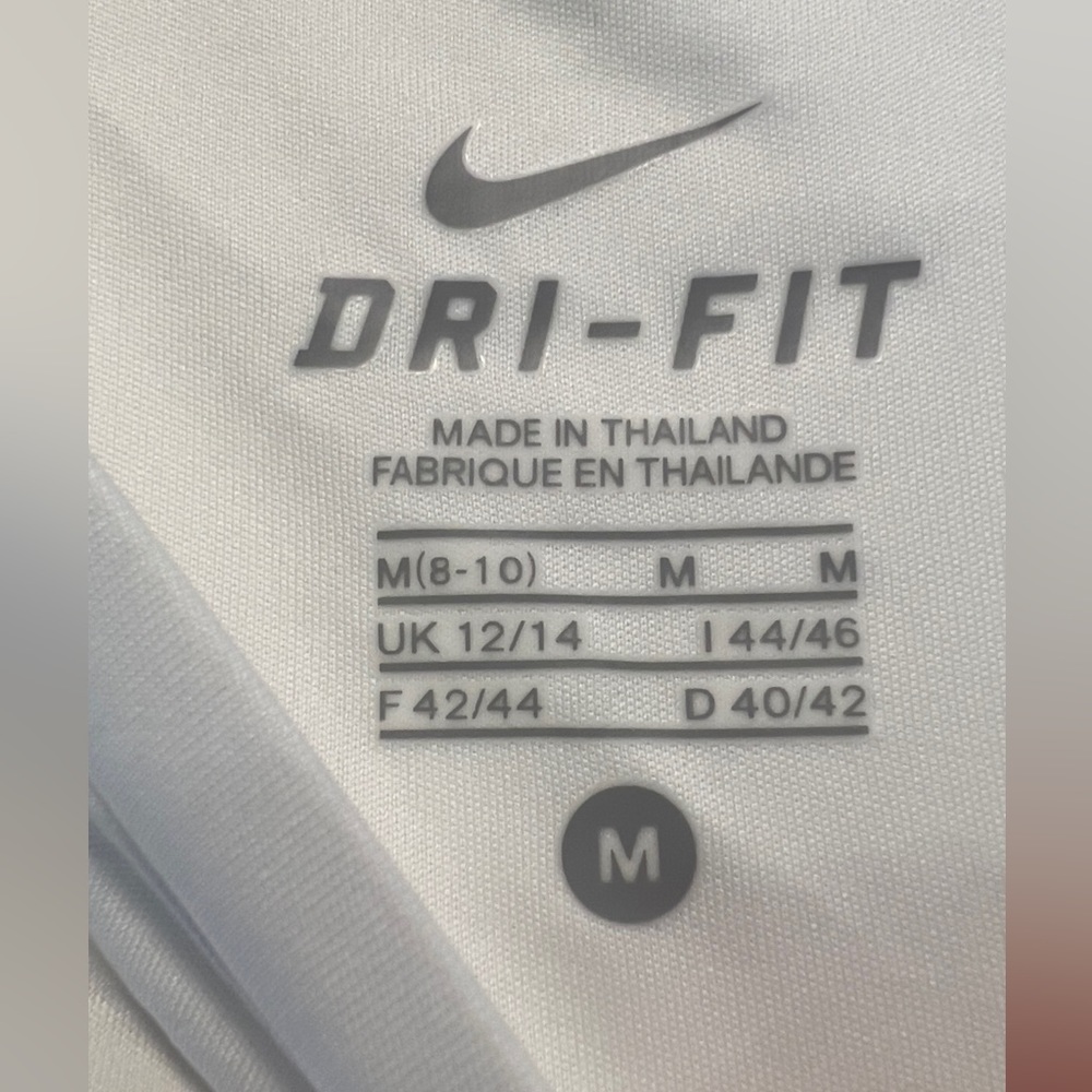 New with tag Nike Dri-fit white Short sleeve top for running size M - Picture 5 of 9